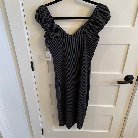 Ardene Black and Gray Striped Ribbed Dress - Picture 5 of 14